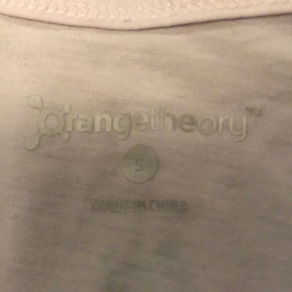 Orangetheory white crop top. Cap sleeve.  Scoop neck and back. EUC! - Picture 3 of 4